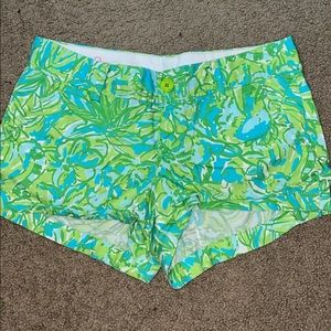 Size 6 Lilly Pulitzer Walsh Short